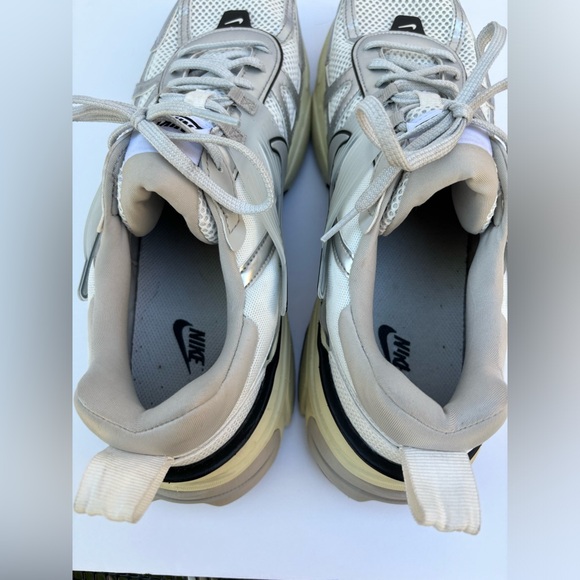 Nike V2K Run Summit White Metallic Silver Women’s Shoes - Picture 8 of 10